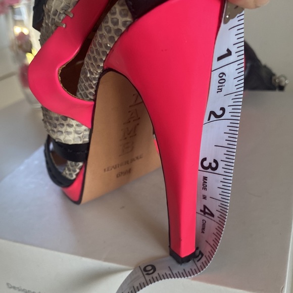 L.A.M.B | Jen | Caged hot pink stiletto pumps | black & hot pink Y2K | 6.5 - Picture 11 of 14